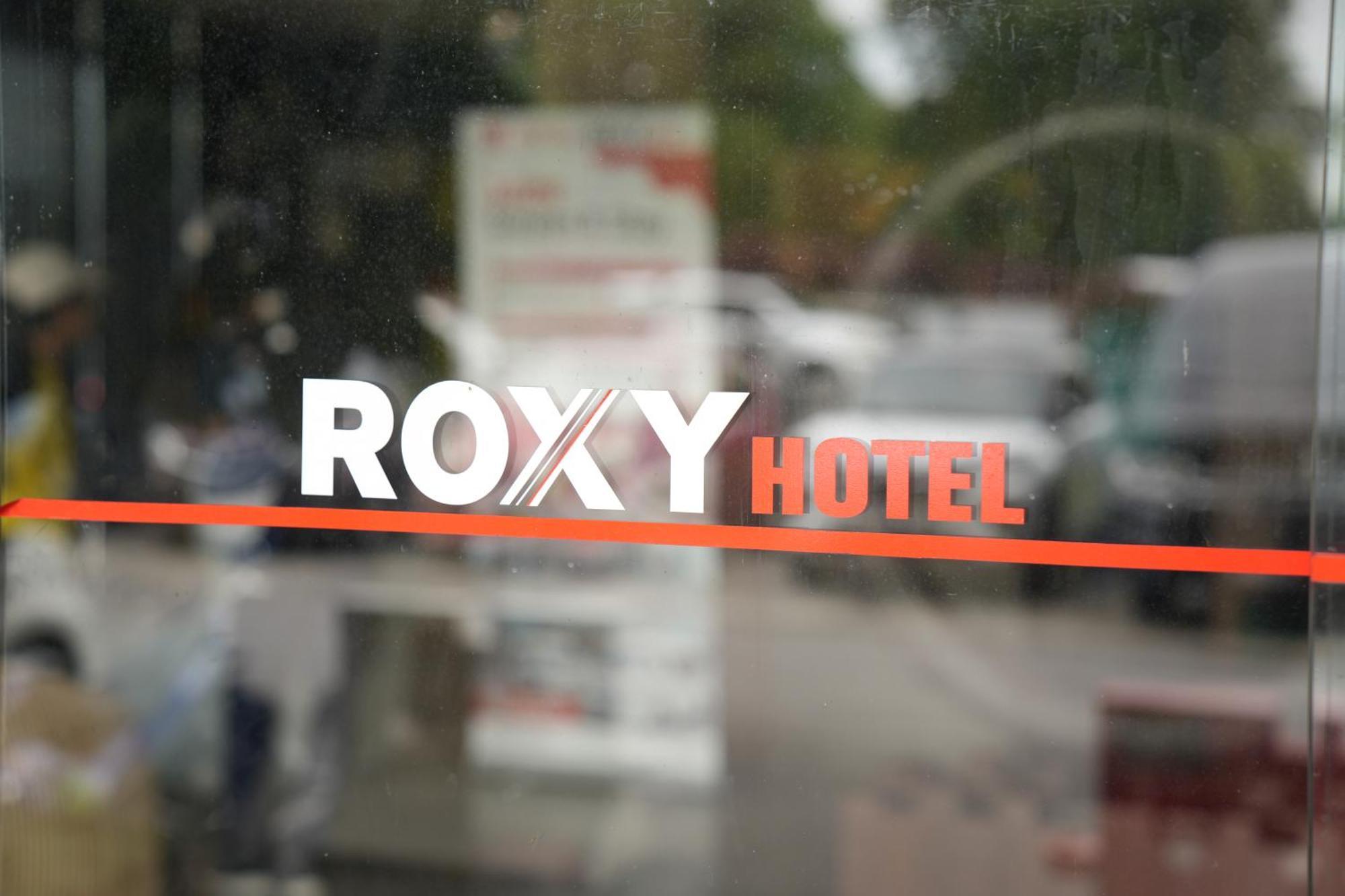 Roxy Hotel & Apartments Kuching Exterior photo